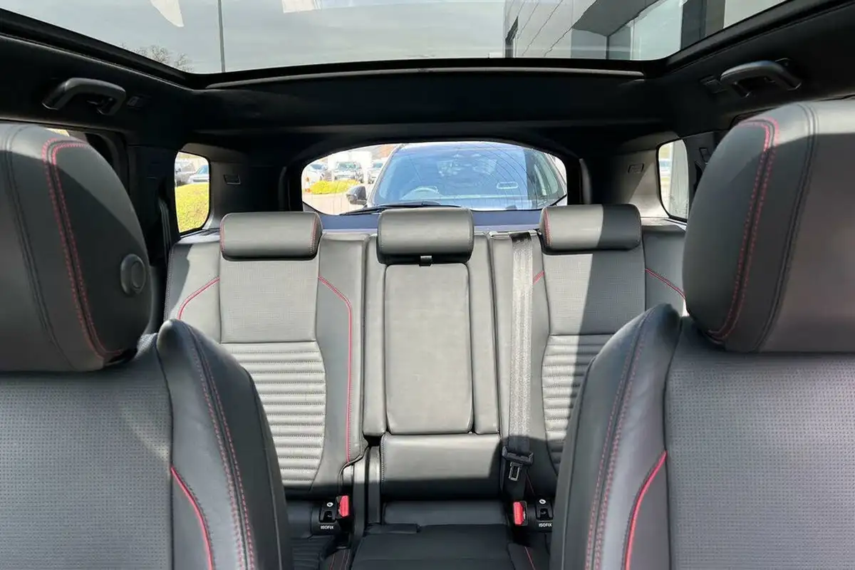 2021-land-rover-discovery-sport-15-p300e-r-dynamic-hse-big-36