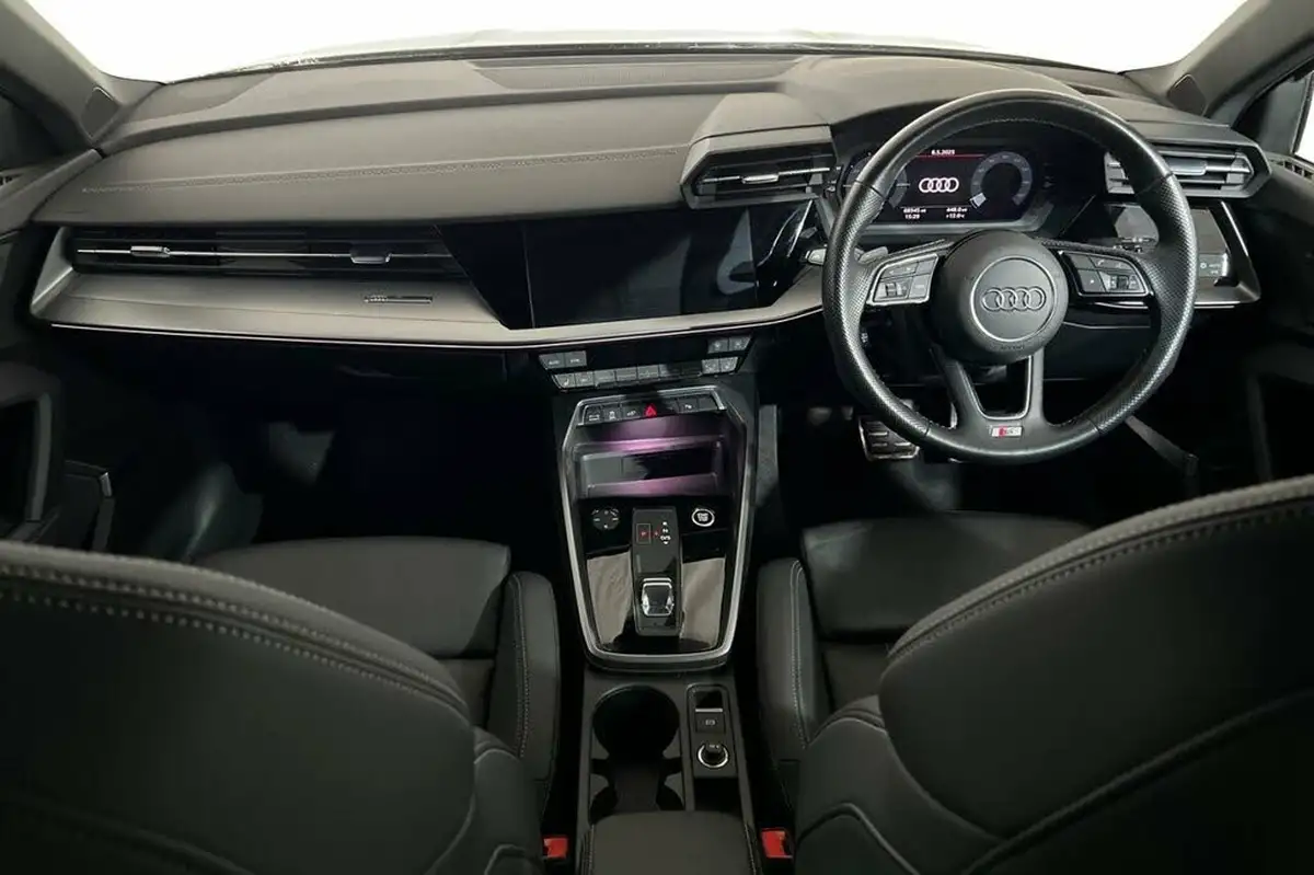 2021-audi-a3-14-40-tfsi-e-s-line-big-11