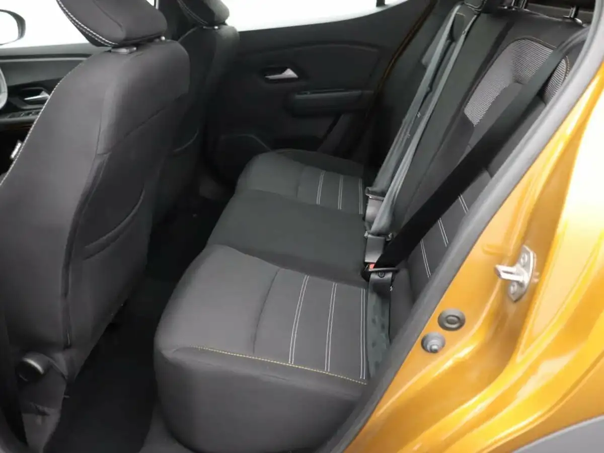 2023-dacia-sandero-stepway-10-tce-journey-90bhp-big-14