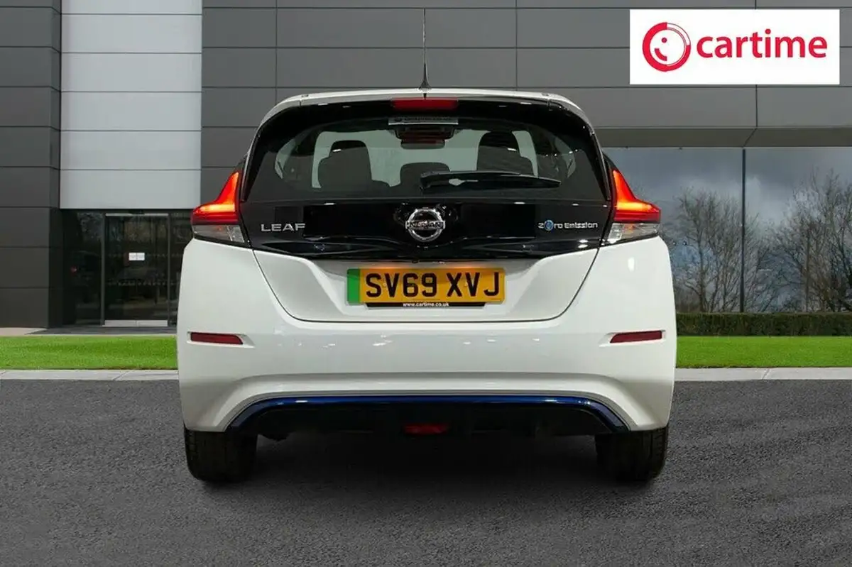 2019-nissan-leaf-e-acenta-big-4