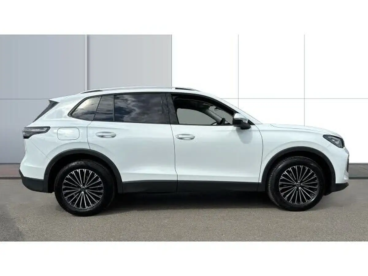 2025-volkswagen-tiguan-15-etsi-match-150ps-big-4