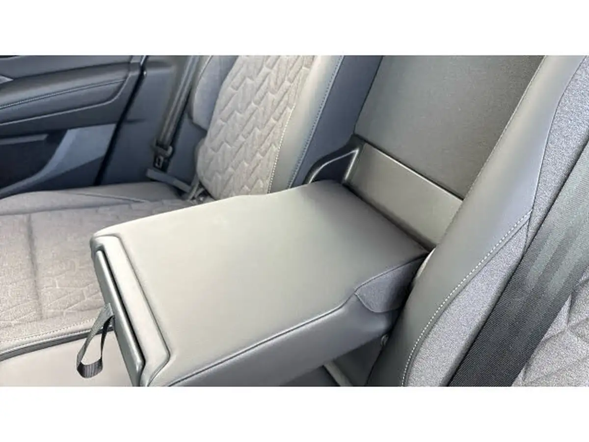 2025-volkswagen-tiguan-15-etsi-match-150ps-big-56