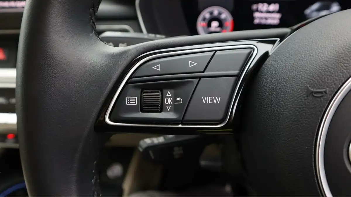 2021-audi-a4-20-35-tdi-sport-edition-big-23