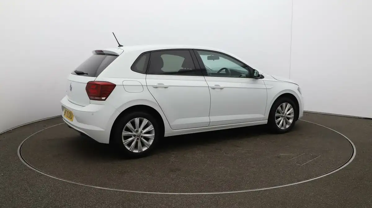 2020-volkswagen-polo-10-tsi-match-big-45