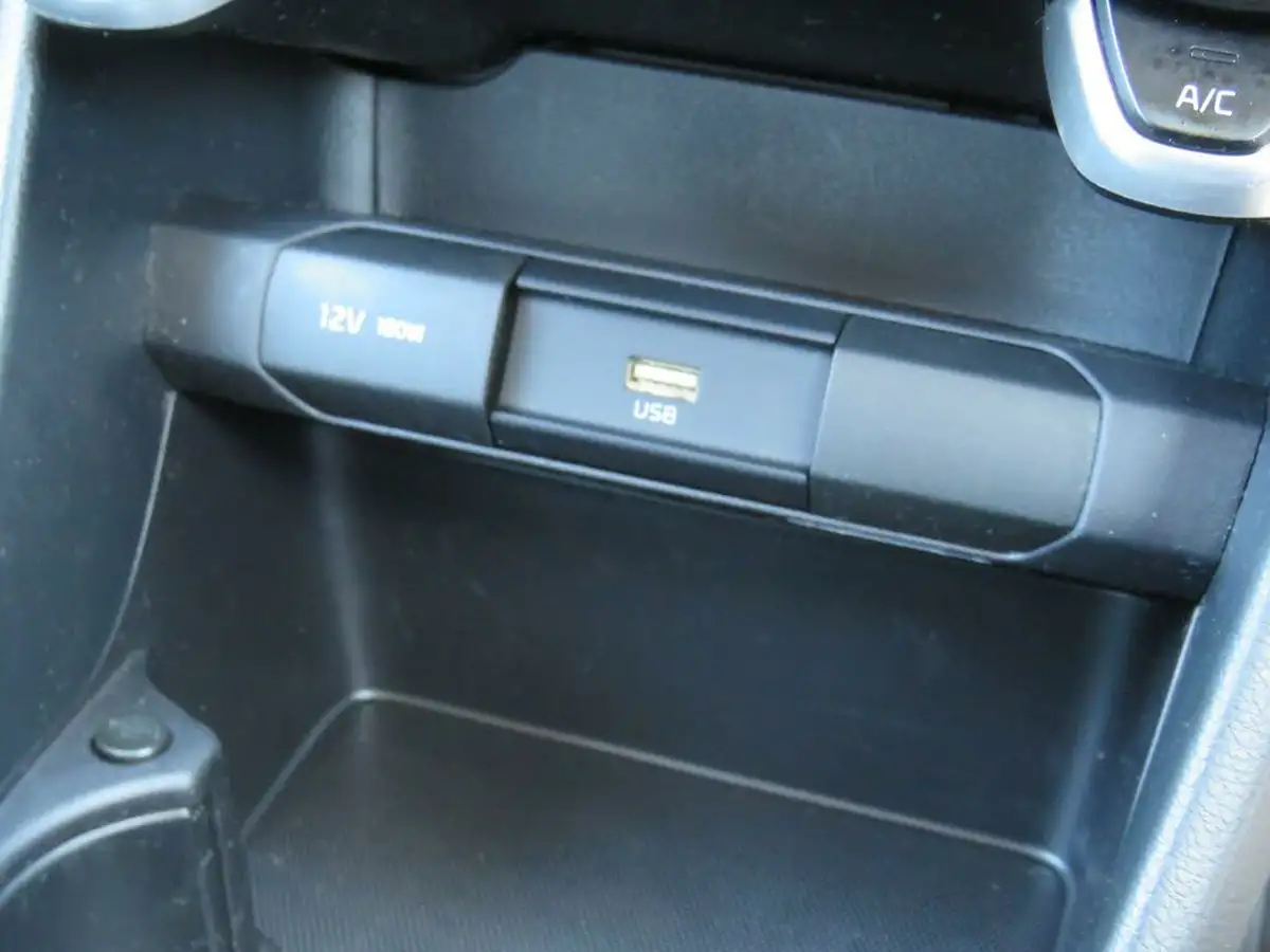 2022-kia-picanto-10-x-line-auto-seq-big-18