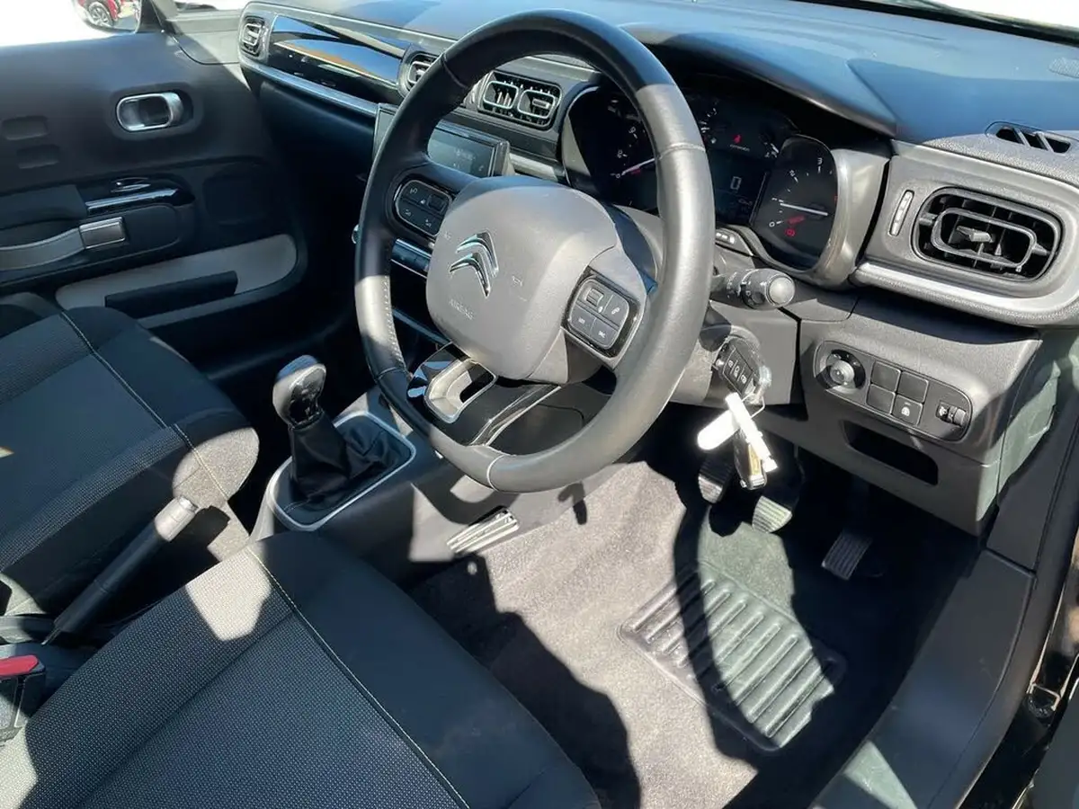 2020-citroen-c3-12-puretech-flair-83ps-big-14