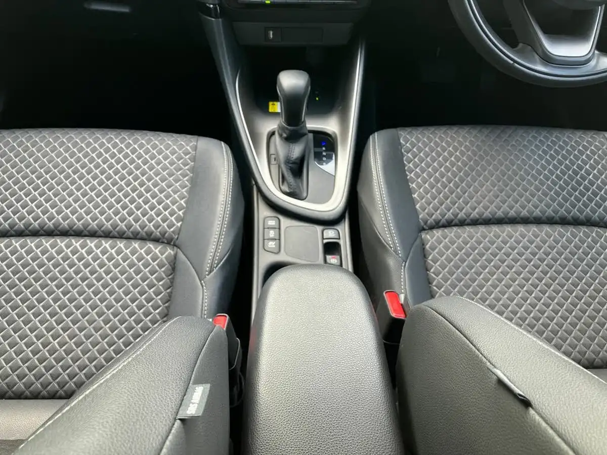 2022-mazda-mazda2-15-select-big-19