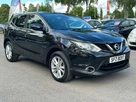 2014-nissan-qashqai-15dci-acenta-premium-small-32