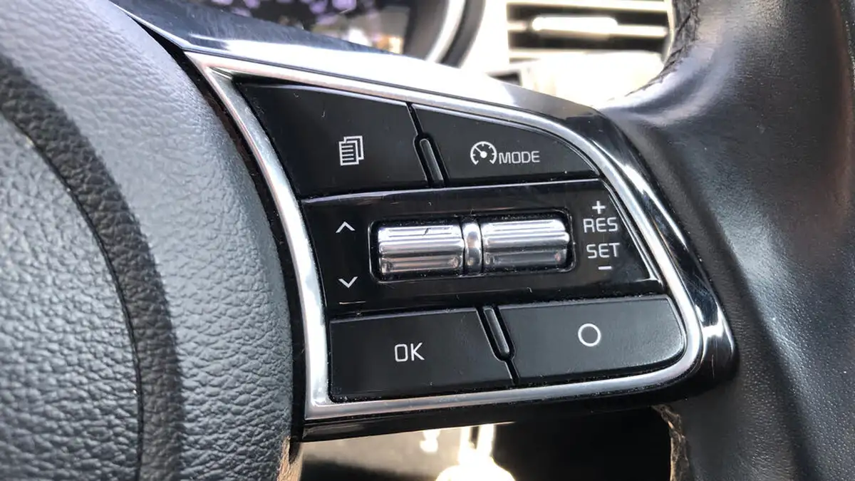 2022-kia-xceed-10-t-gdi-2-big-23