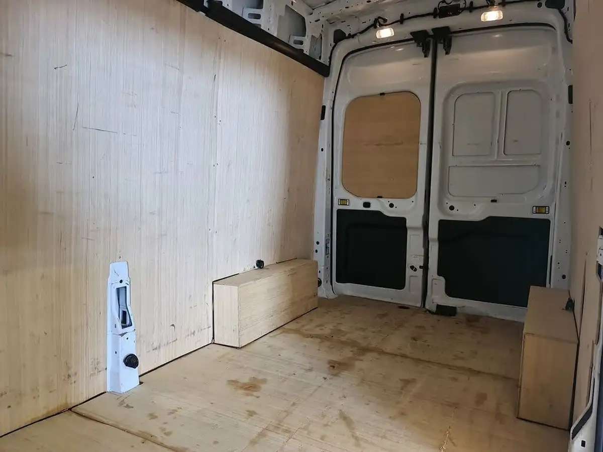 2024-ford-transit-big-6