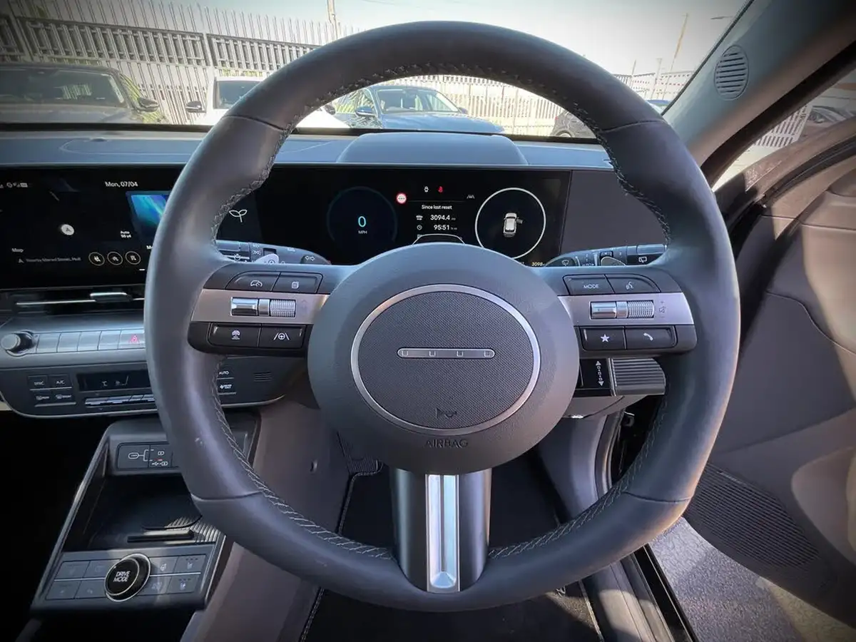 2024-hyundai-kona-e-ultimate-218ps-65kwh-big-22