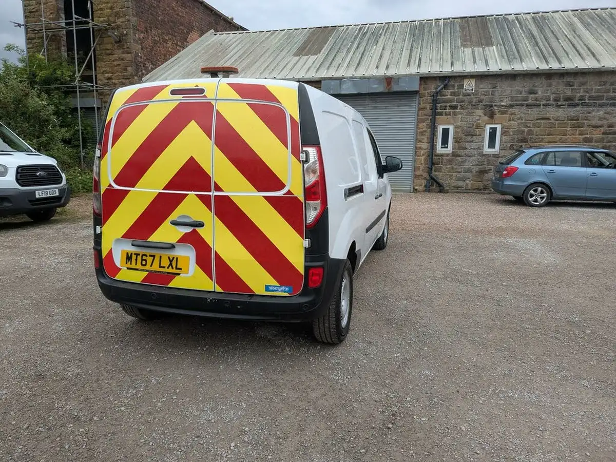 2017-renault-kangoo-maxi-15td-ll21-energy-dci-110-maxi-business-eu6-panel-1461cc-big-37