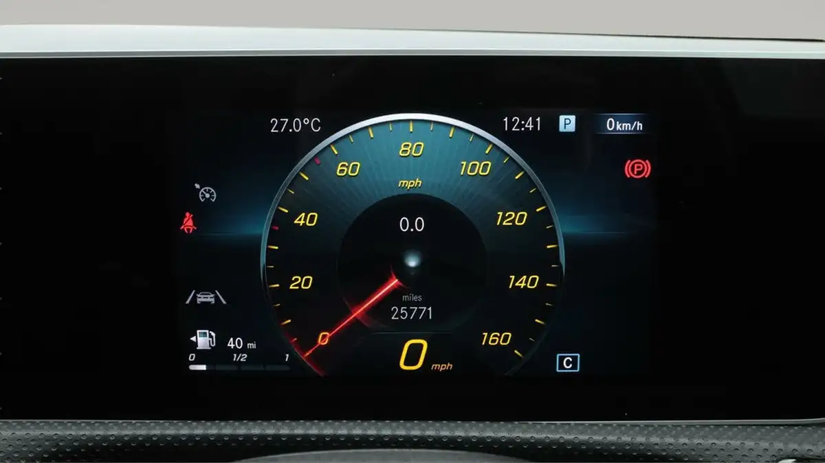 2020-mercedes-benz-a-class-13-a200-amg-line-executive-hatchback-5d-big-10
