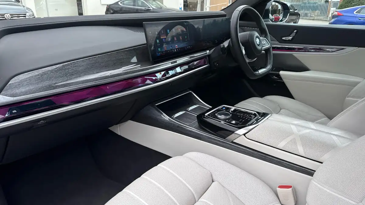 2023-bmw-7-series-e-i7-xdrive60-excellence-pro-big-2