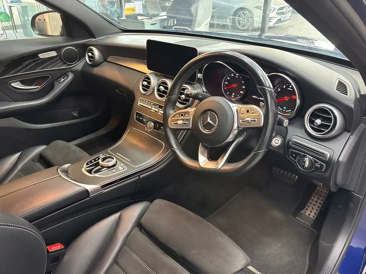 2018-mercedes-benz-c-class-15-c200-amg-line-ss-saloon-4d-big-27