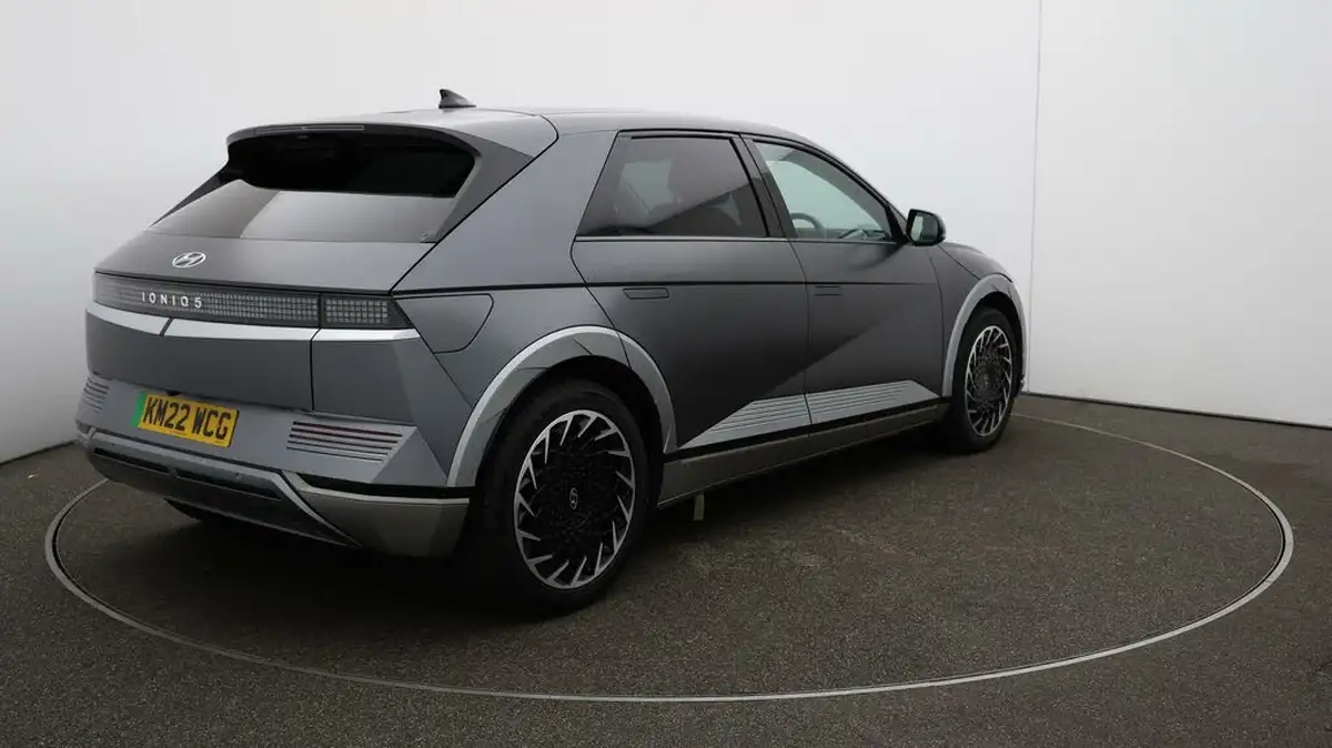 2022-hyundai-ioniq-5-e-ultimate-217ps-73kwh-rwd-big-54