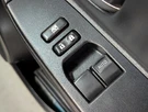 2016-toyota-yaris-133-icon-vvt-i-5d-small-12