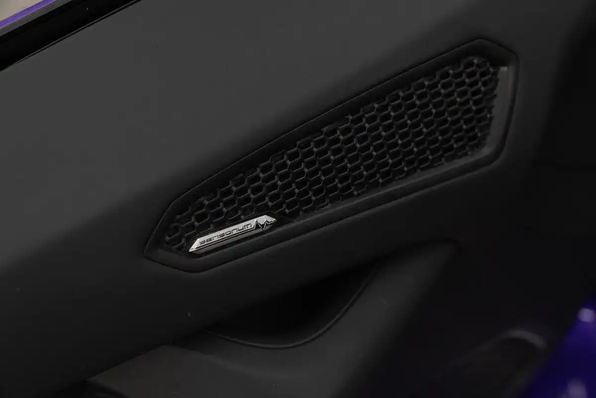 2021-lamborghini-huracan-52-evo-640ps-4wd-spyder-big-13