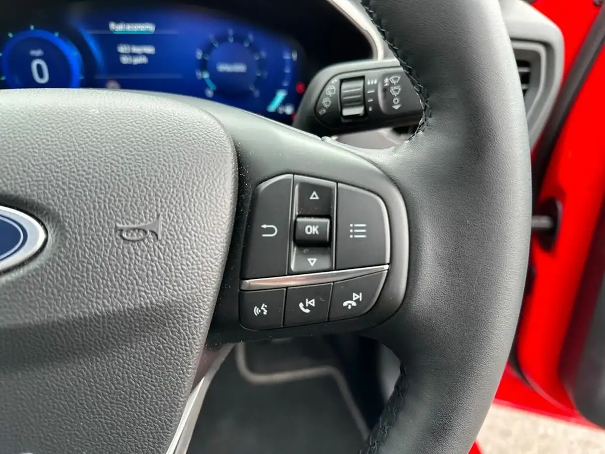 2024-ford-focus-10t-titanium-x-125ps-hatchback-big-26