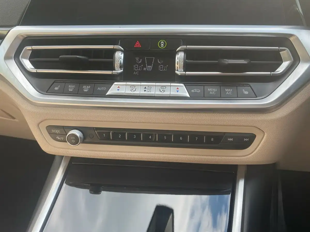 2021-bmw-3-series-20-320i-sport-saloon-4d-big-14