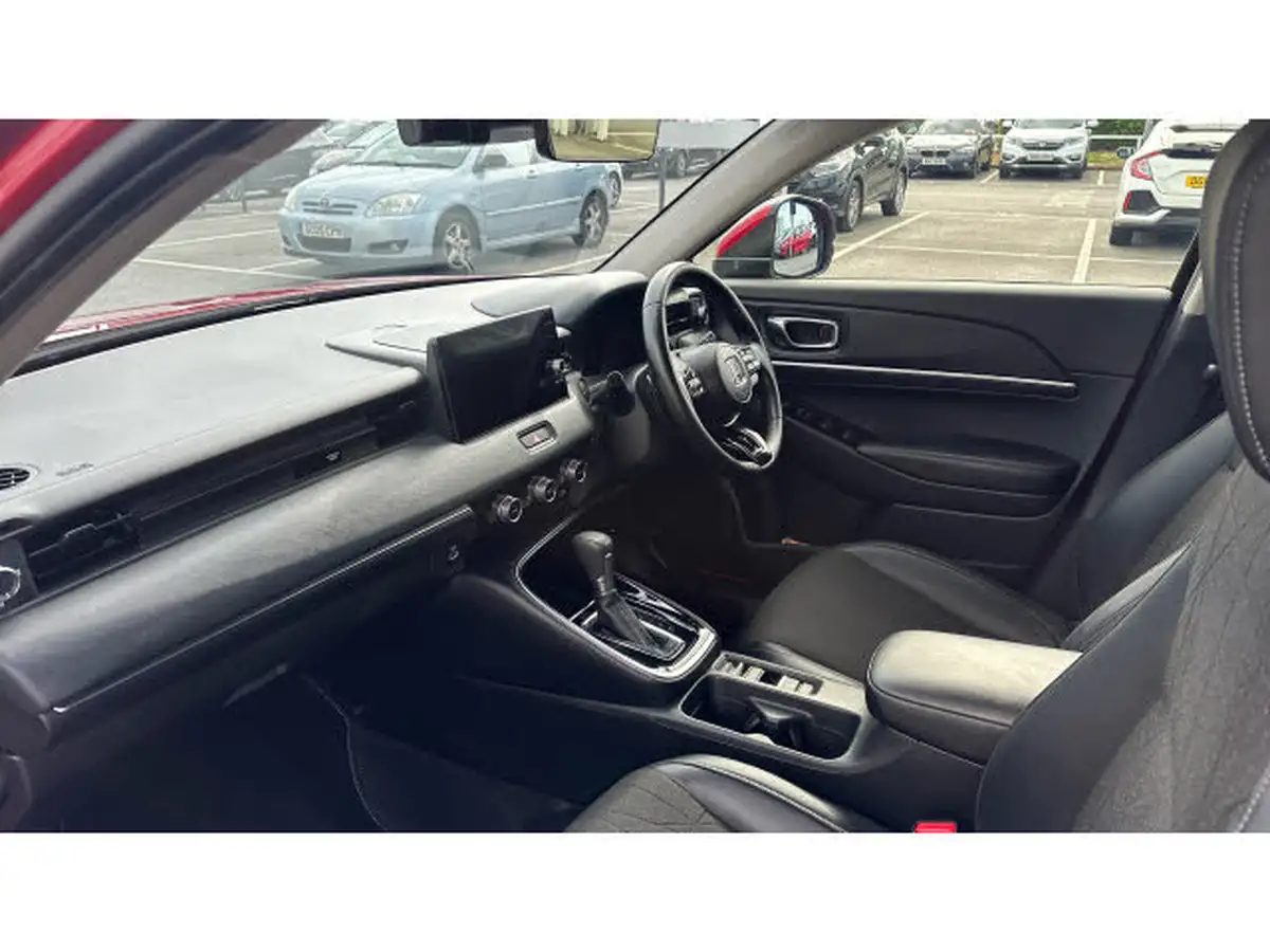 2022-honda-hr-v-15-i-mmd-advance-big-8