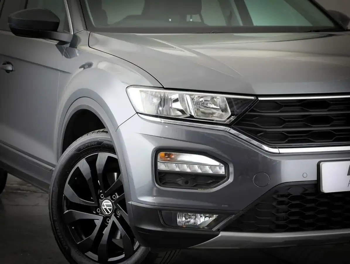 2021-volkswagen-t-roc-10-tsi-active-hatchback-5d-big-9