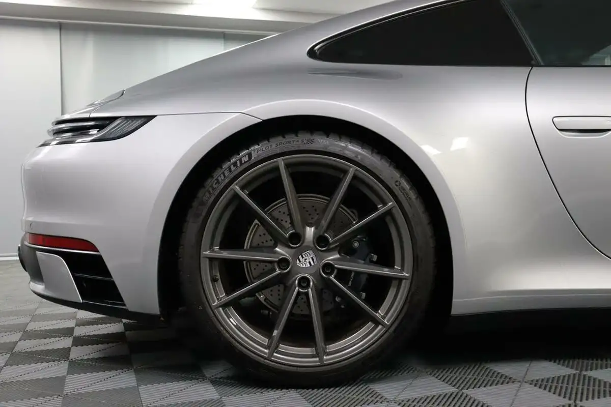 2024-porsche-911-30-carrera-t-385ps-coupe-big-30