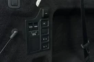 2023-land-rover-discovery-30-d300-dynamic-hse-small-33