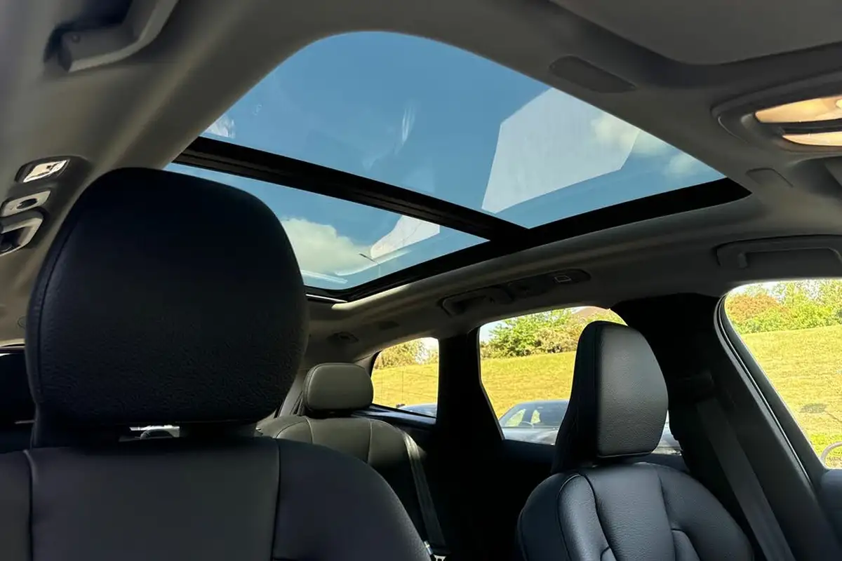 2024-volvo-xc60-20-b5-plus-big-32