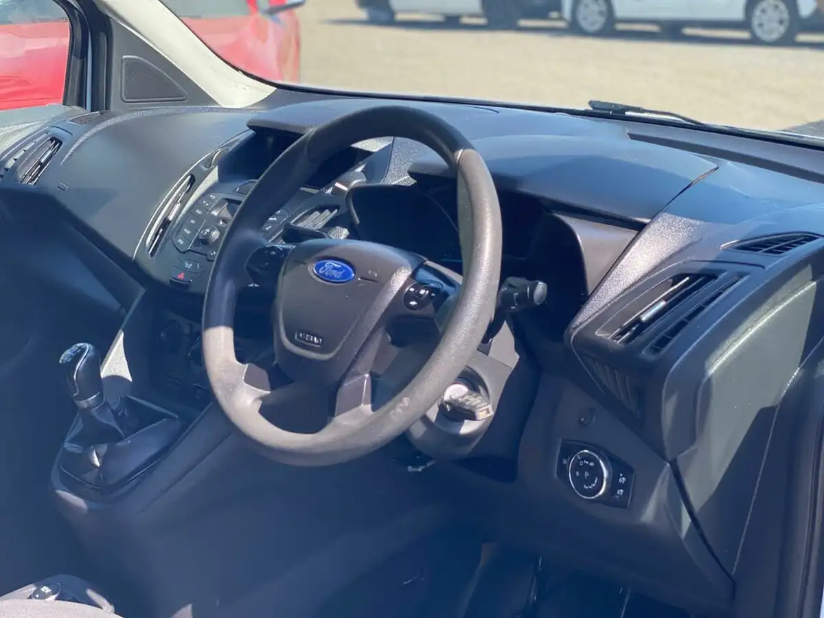 2016-ford-transit-connect-16tdci-l1-200-panel-big-5