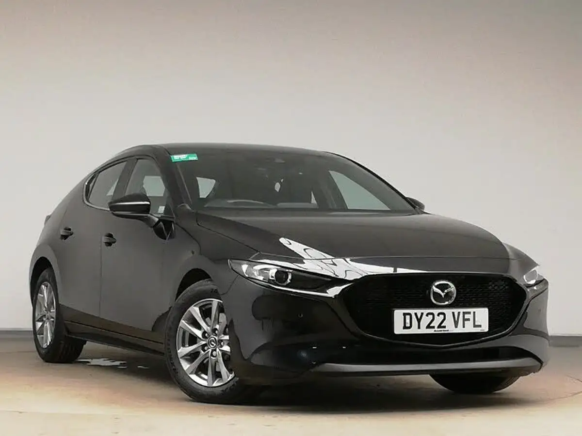 2022-mazda-mazda3-20-se-l-lux-122ps-hatchback-5d-big-0