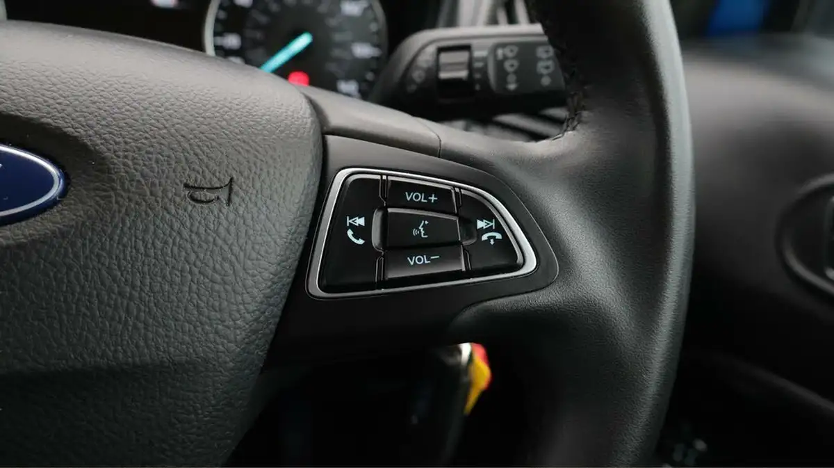 2022-ford-ecosport-10t-titanium-big-23