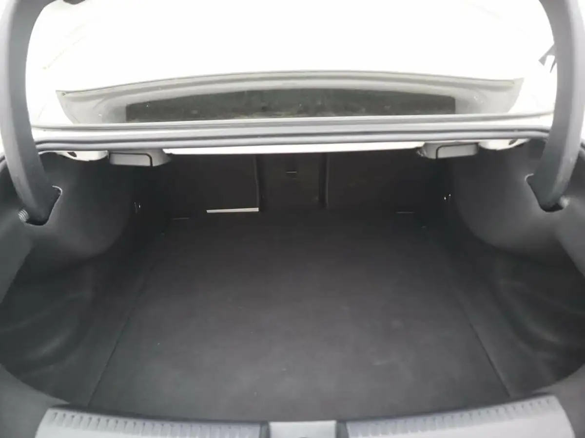 2022-mercedes-benz-cla-13-cla-180-amg-line-premium-coupe-4d-big-8