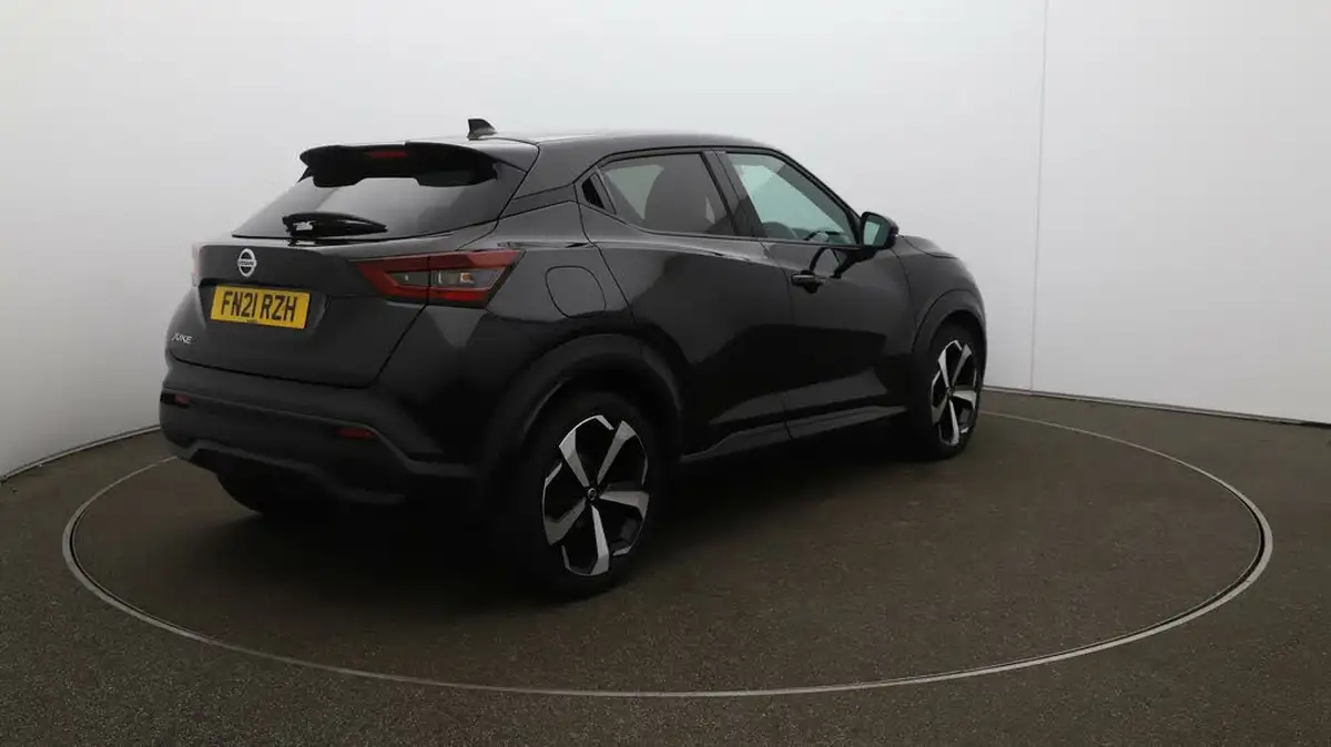 2021-nissan-juke-10-dig-t-tekna-117ps-dct-big-54