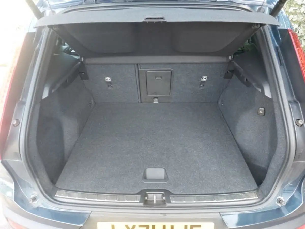2021-volvo-xc40-15-t5-inscription-pro-258bhp-big-7
