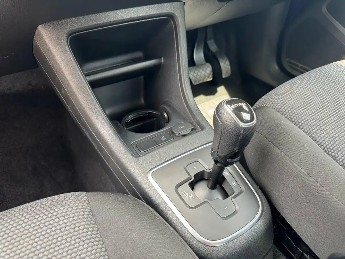 2018-skoda-citigo-10-se-5d-asg-big-26