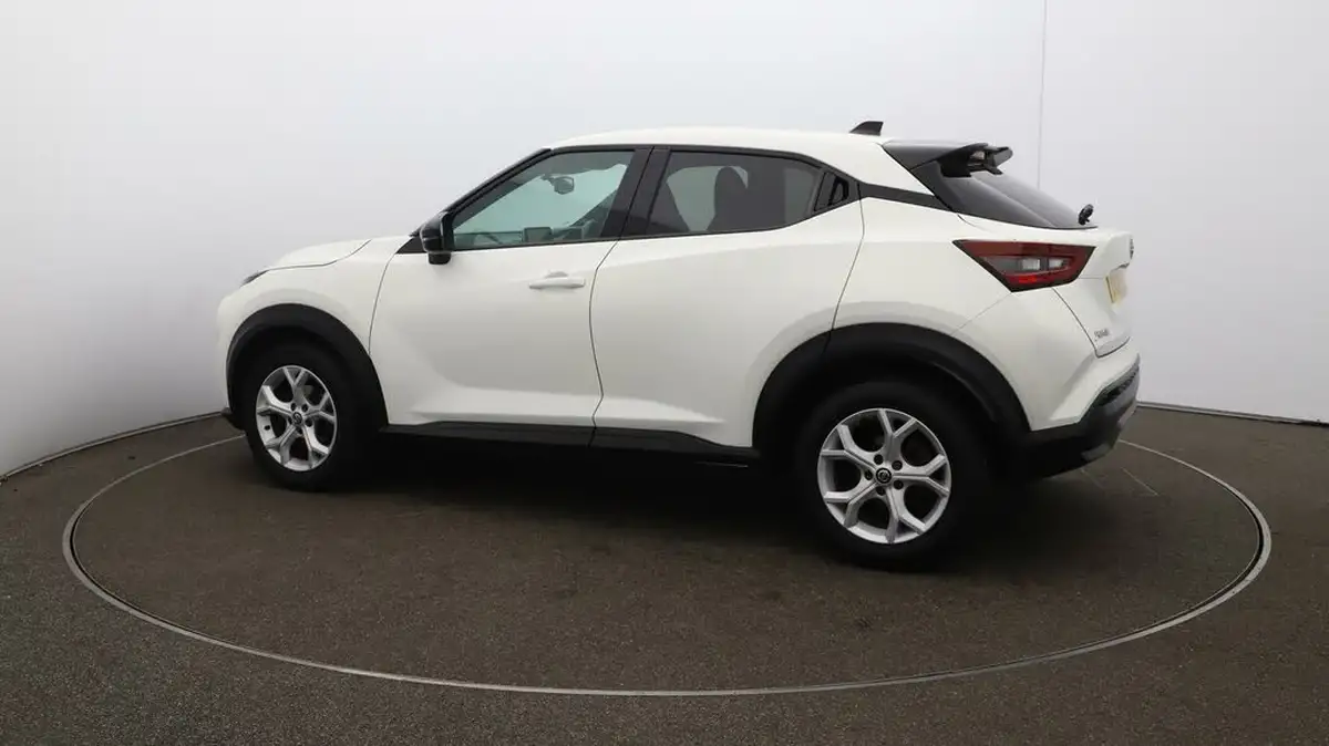 2022-nissan-juke-10-dig-t-n-connecta-big-47