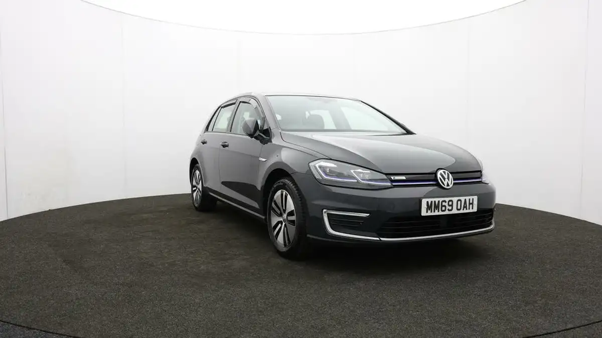 2020-volkswagen-golf-e-e-golf-big-50