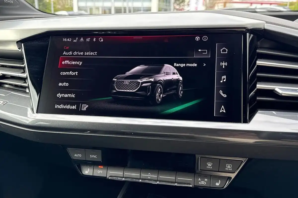 2023-audi-q4-e-tron-50e-black-edition-station-wagon-big-28