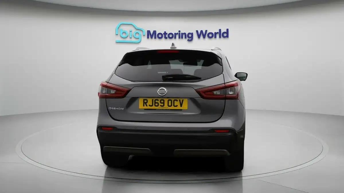 2019-nissan-qashqai-13-dig-t-tekna-160ps-dct-big-6