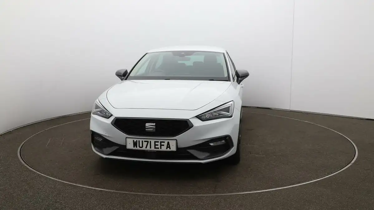 2021-seat-leon-14-e-hybrid-fr-hatchback-big-38