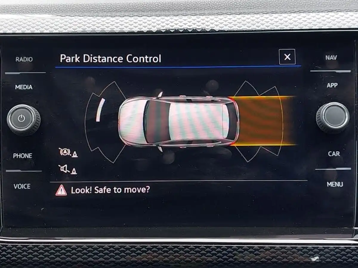 2023-volkswagen-polo-10-tsi-life-dsg-big-9