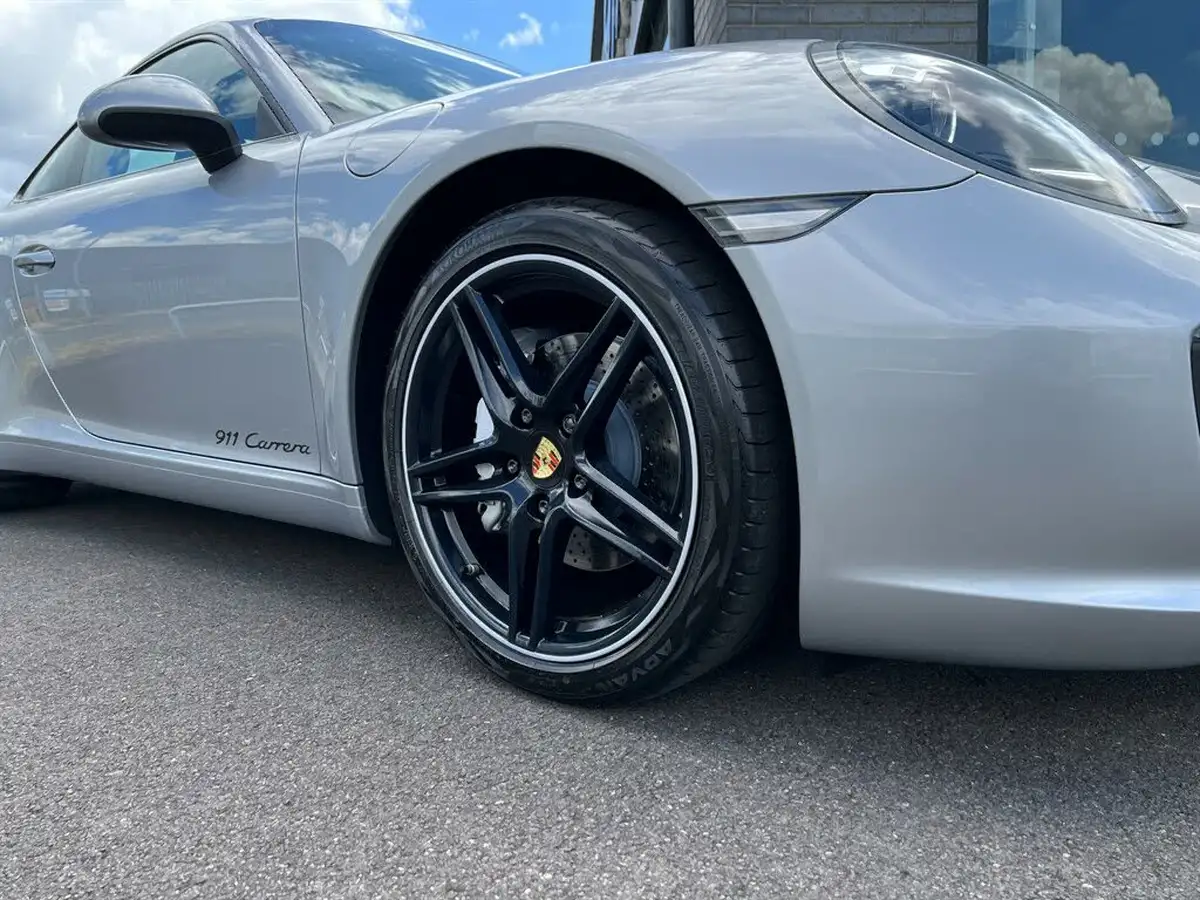 2016-porsche-911-30-carrera-coupe-pdk-big-5