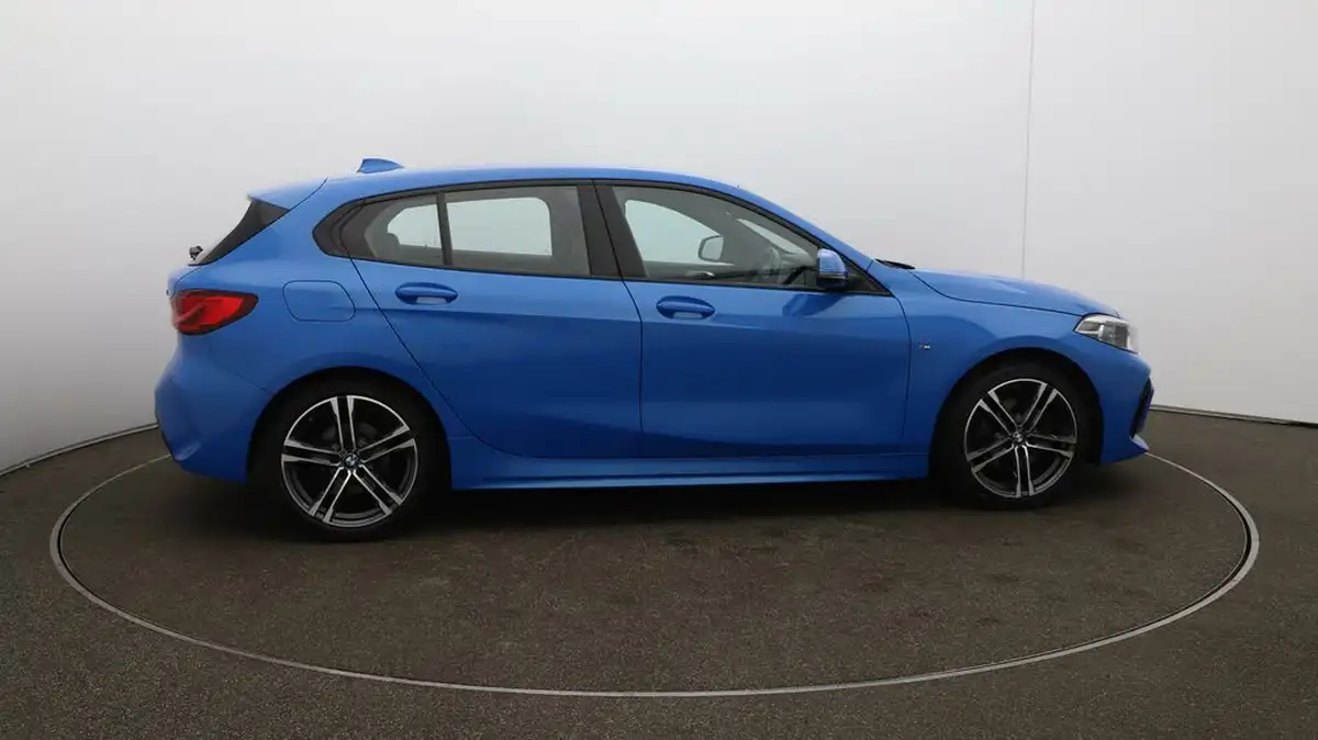 2022-bmw-1-series-15-118i-m-sport-lcp-big-43