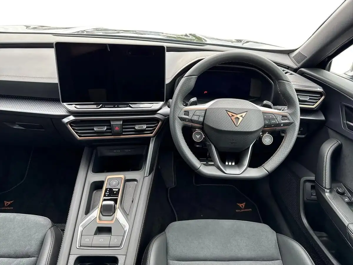 2025-cupra-formentor-15-etsi-v2-big-12