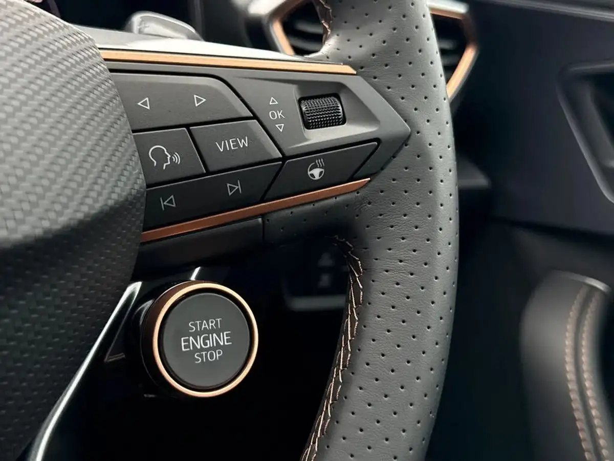2025-cupra-formentor-15-etsi-v2-big-36