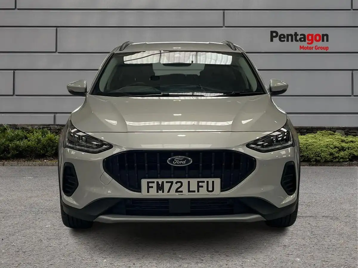2023-ford-focus-10t-active-x-155ps-hybrid-mhev-hatchback-powershift-big-14