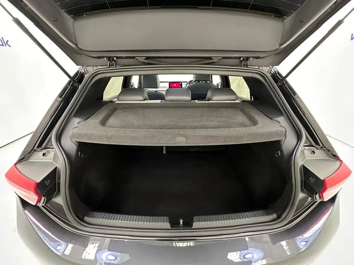 2020-volkswagen-id3-e-style-big-21