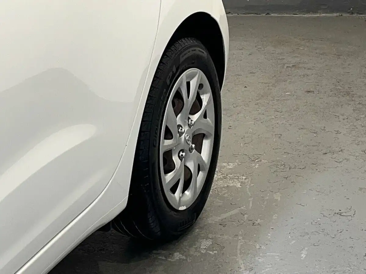 2018-hyundai-i10-10-s-big-6
