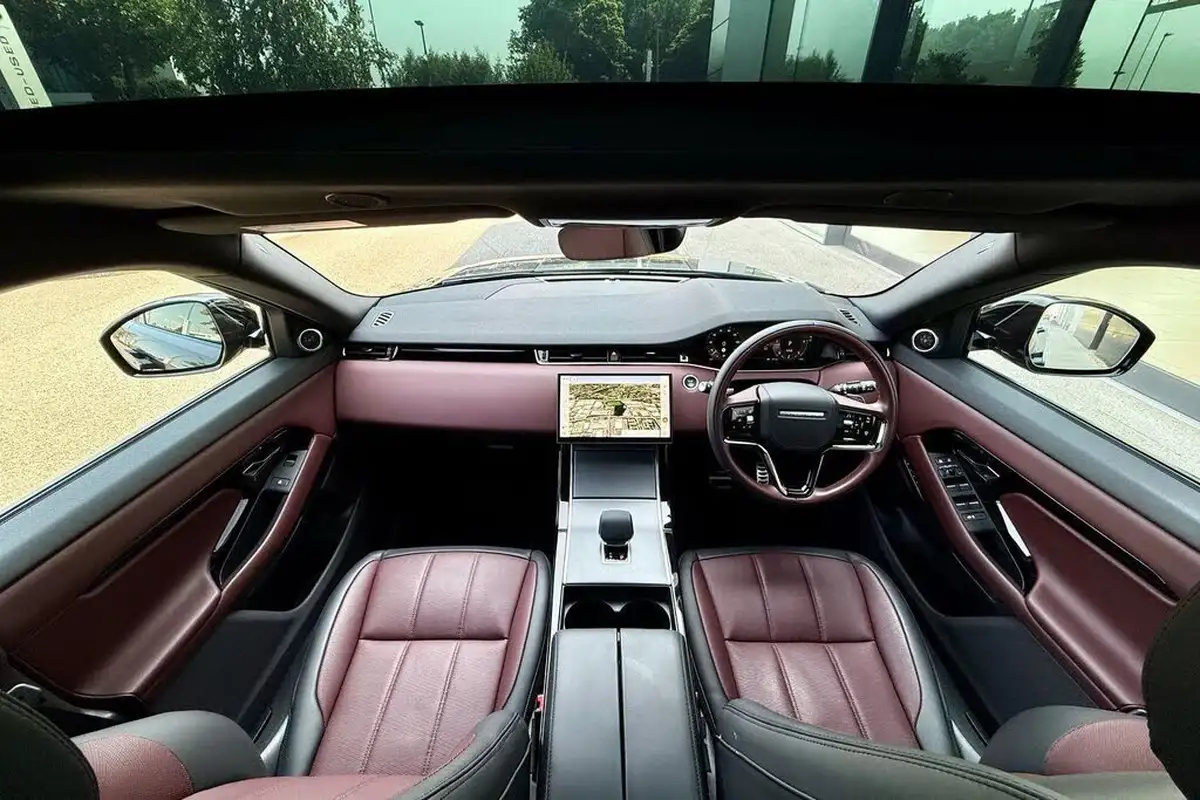 2024-land-rover-range-rover-evoque-20-d200-dynamic-hse-big-2